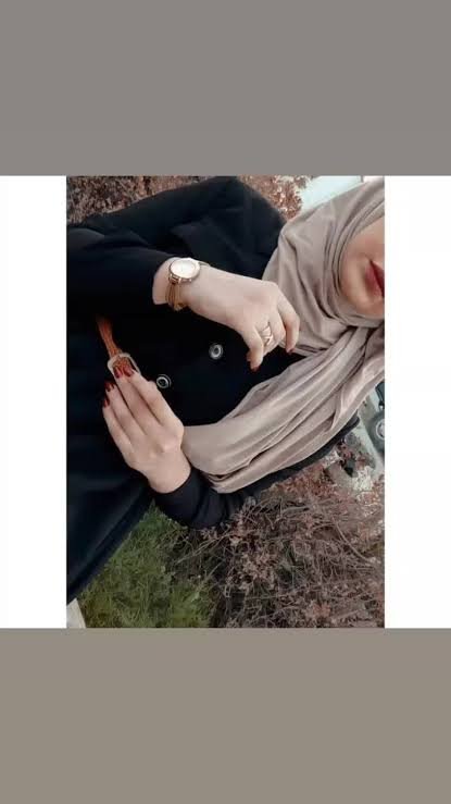 «ال فراشهه ال مدللهه ويبقى ذنب الجميلة أن عينيها في الحزن فاتنة...»